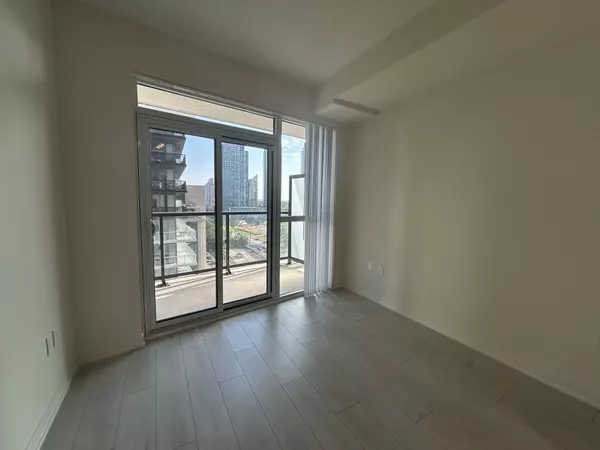 Toronto W06, ON M8V 0G9,38 Annie Craig DR #1106