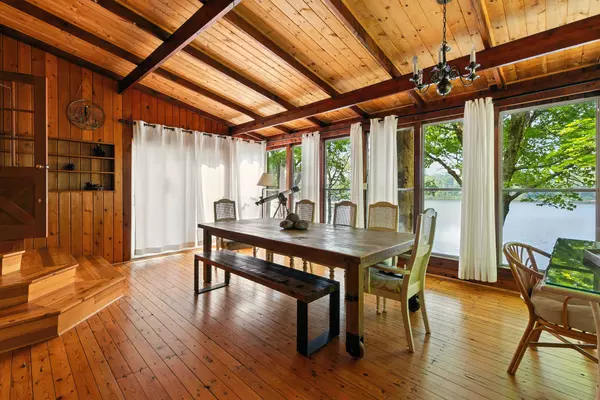 Muskoka Lakes, ON P0C 1M0,1154 Ridge RD