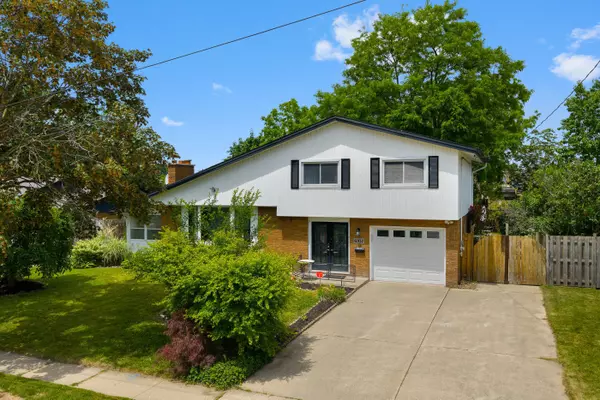 6937 Waterloo DR, Niagara Falls, ON L2J 1E3