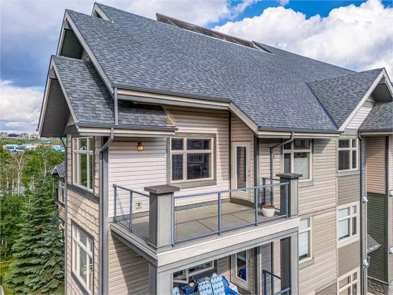 35 Aspenmont HTS Southwest #403, Calgary, AB T3H 0E5
