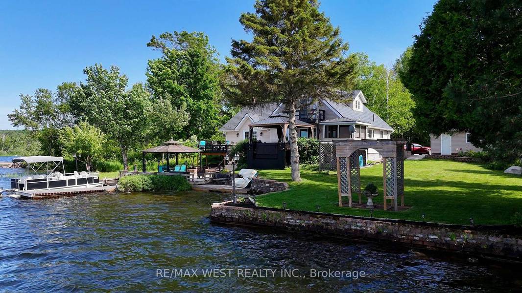 38 Turgeon LN, East Ferris, ON P0H 1B0