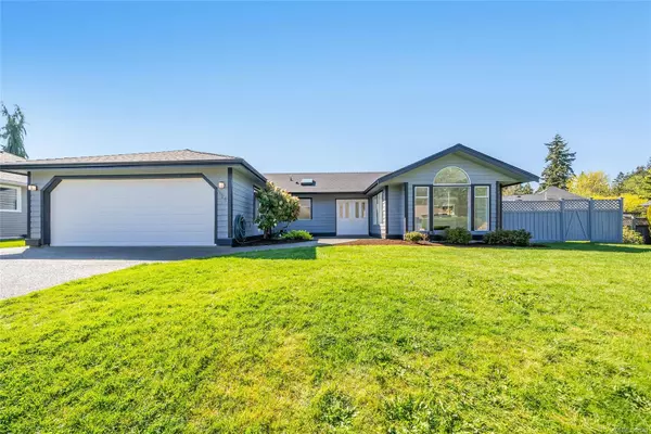 704 Sutton Pl, Qualicum Beach, BC V9K 2B9