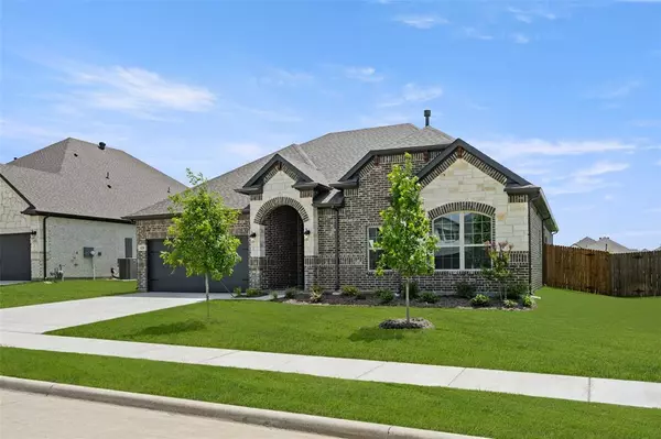 428 Burrow Drive, Waxahachie, TX 75167