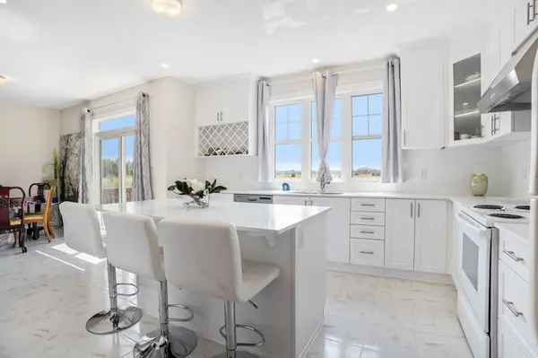 Orleans - Cumberland And Area, ON K4A 5H6,822 Henslow's CIR