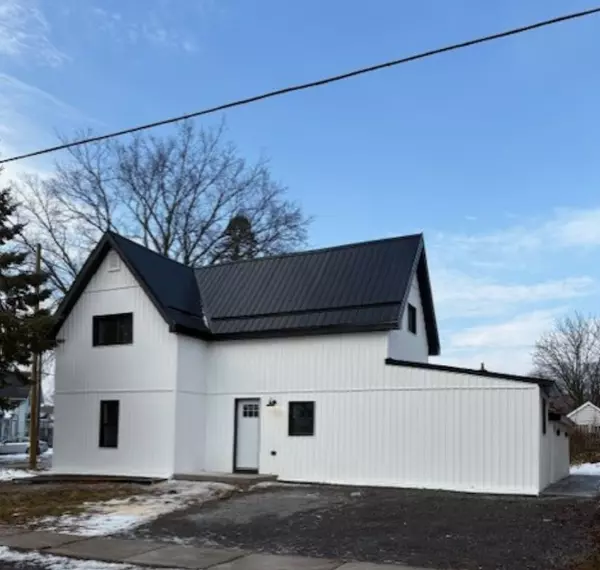 10 Alfred ST #A, Quinte West, ON K8V 2B1