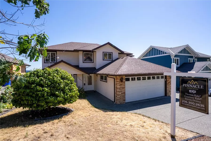 2562 Crystalview Dr, Langford, BC V9B 6M8