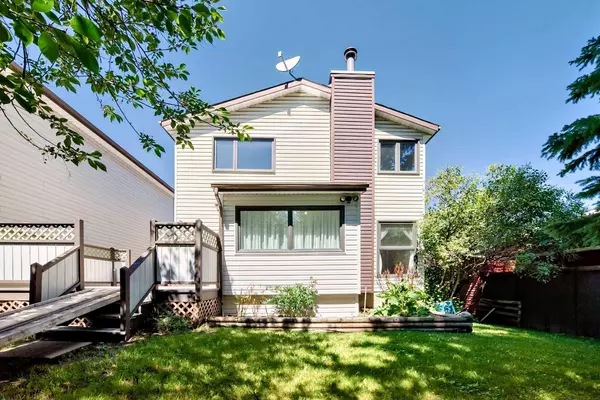 6628 Ranchview DR, Calgary, AB T1Y 1T1