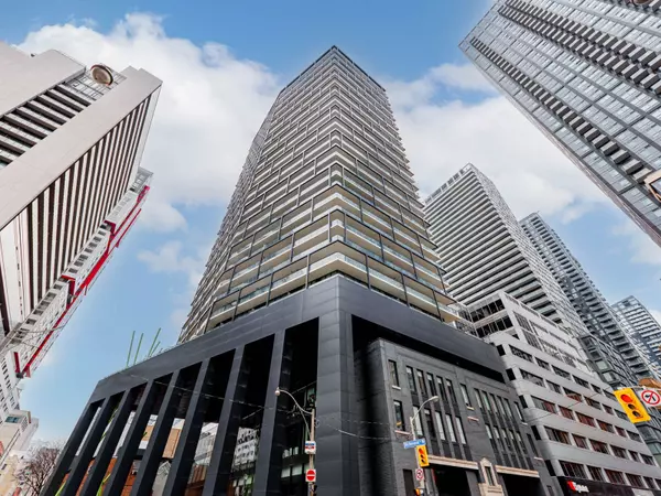 125 Peter ST #3104, Toronto C01, ON M5V 2G9