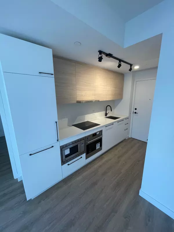 1050 Eastern AVE #602, Toronto E01, ON M4L 0B7