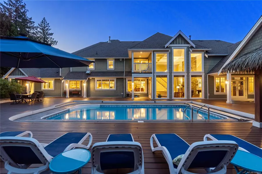 2233 Ashlee Rd, Nanaimo, BC V9R 6S3