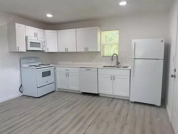 320 T A Carroll Avenue, Corsicana, TX 75110