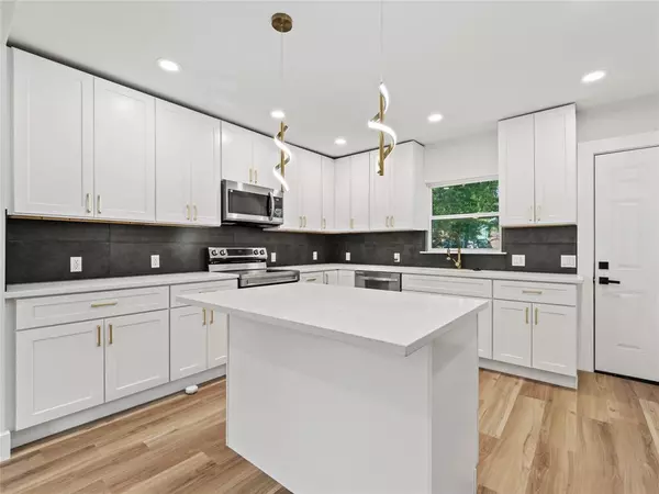 Dallas, TX 75228,2236 Winthrop Drive
