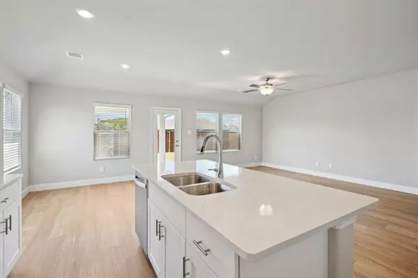Farmersville, TX 75442,4210 Waco Drive