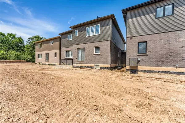 51 Mckernan AVE #LOWER, Brantford, ON N3T 5L8