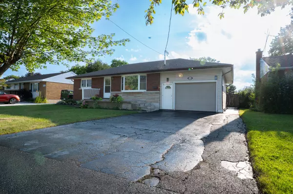 Niagara Falls, ON L2G 5C3,7305 MERRITT AVE