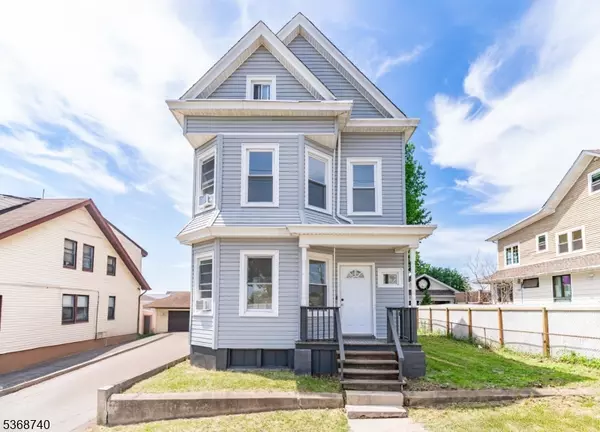 454 6Th Ave, Paterson City, NJ 07514