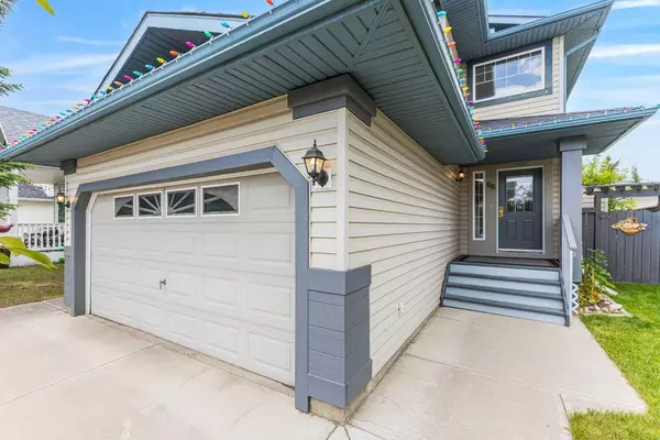 66 Cimarron Meadows CRES, Okotoks, AB T1S 1T1