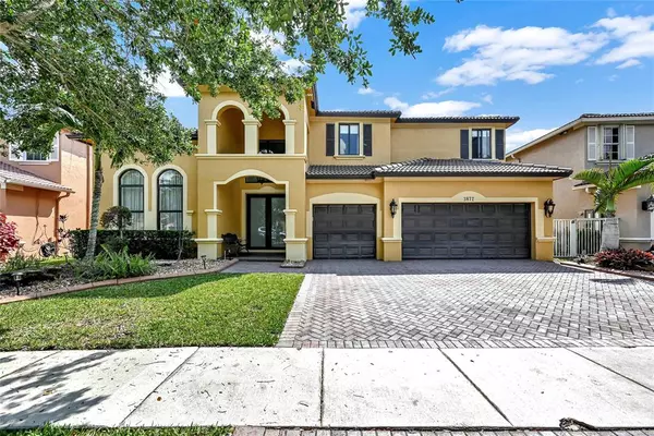 3872 W Hibiscus St, Weston, FL 33332