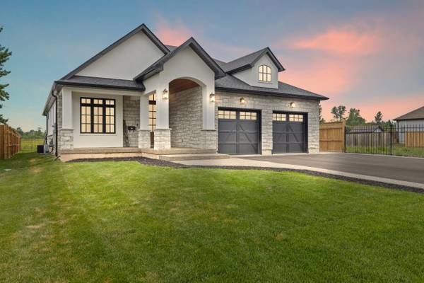 637 Buffalo RD, Fort Erie, ON L2A 5G7