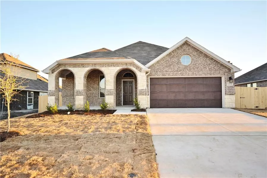 122 Eagle Feather, Waxahachie, TX 75165