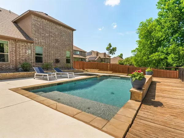 Rowlett, TX 75088,5302 Fairmont Court
