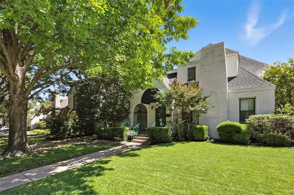 3909 Hamilton Avenue, Fort Worth, TX 76107