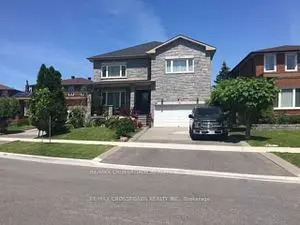 58 Triangle Villas DR #unit 2, Toronto E05, ON M1W 3L2