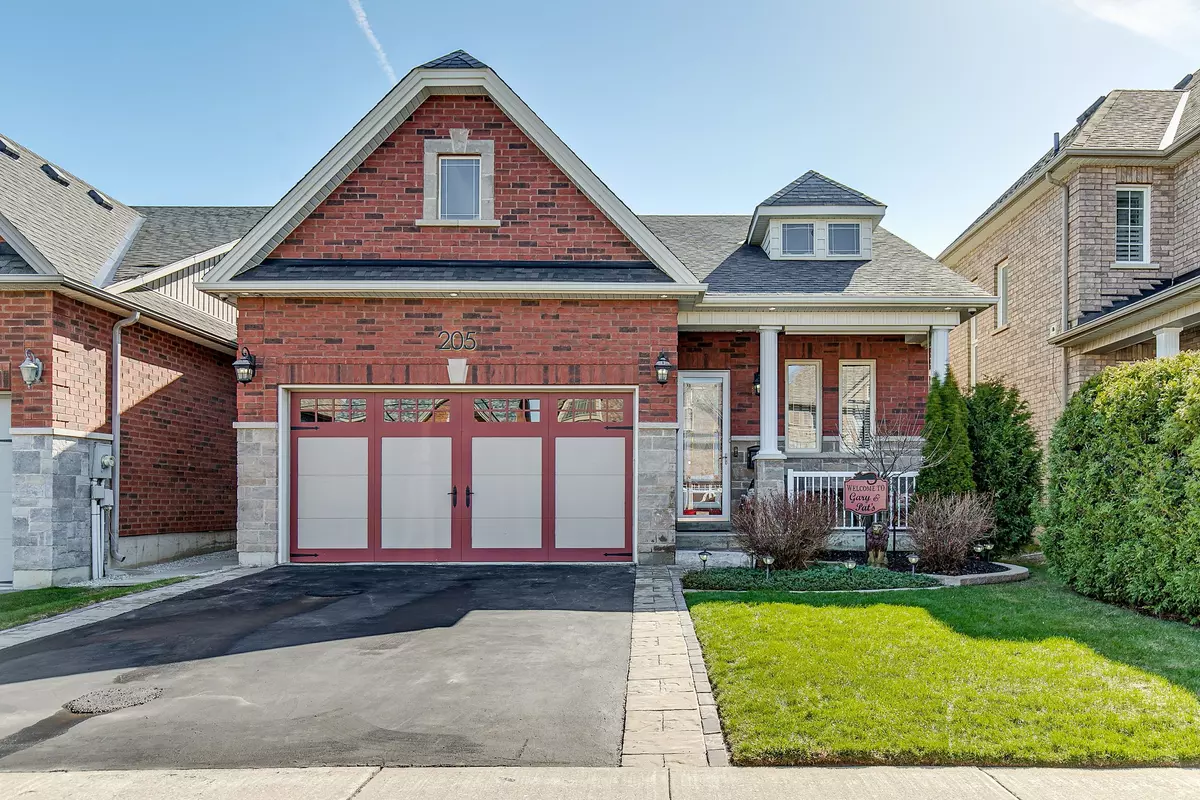 New Tecumseth, ON L9R 0H7,205 8 AVE