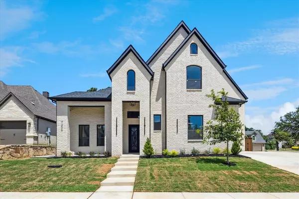 7209 Smith Farm Drive, North Richland Hills, TX 76182