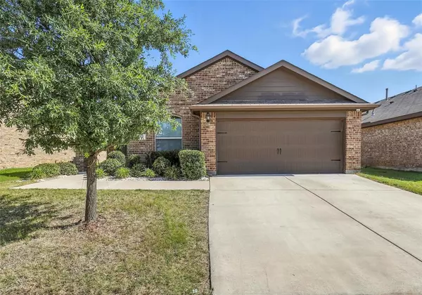 717 Rutherford Drive, Crowley, TX 76036