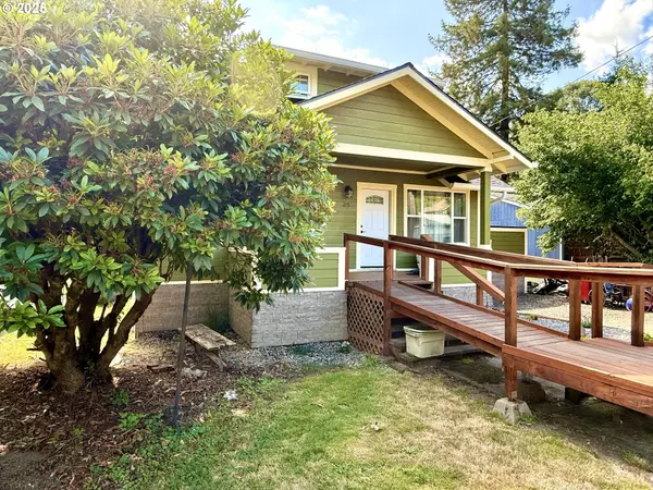 St Helens, OR 97051,275 N 4TH ST