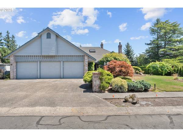 2001 CONESTOGA LN, West Linn, OR 97068