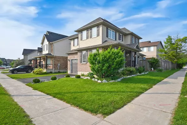 Orangeville, ON L9W 5J6,49 Oak Ridge DR