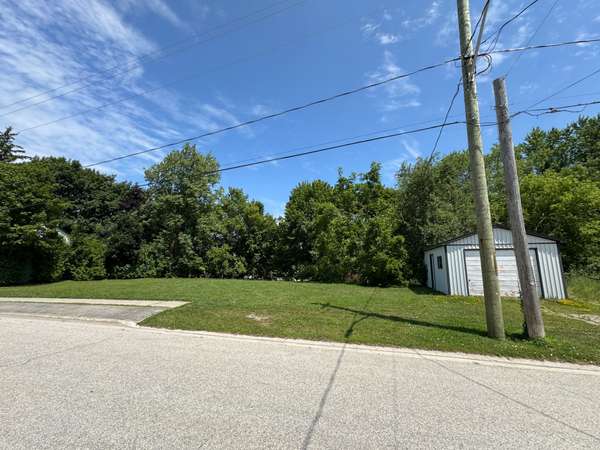 15 Simpson ST, South Bruce, ON N0G 2J0