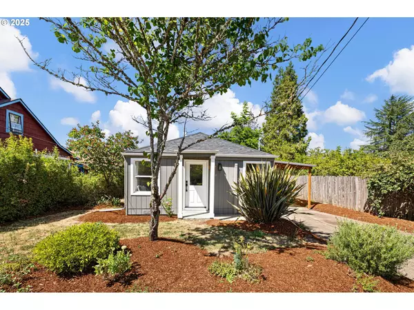 135 E 31ST AVE, Eugene, OR 97405