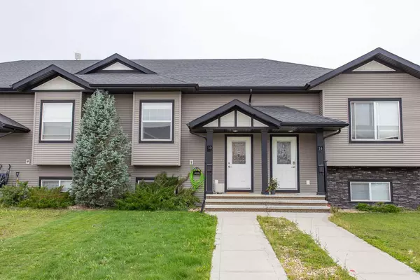 10 Crimson CT, Blackfalds, AB T4M 0A6