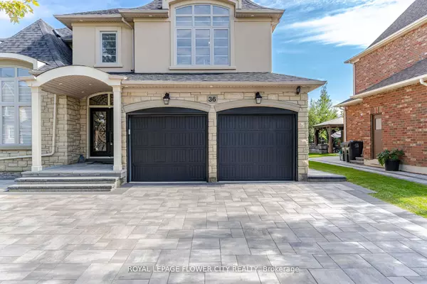 36 Louvain DR, Brampton, ON L6P 1W7