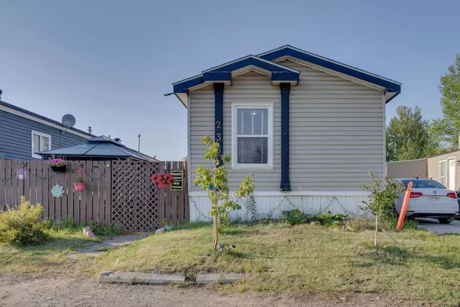 236 Greely Road RD, Fort Mcmurray, AB T9H 3Y6