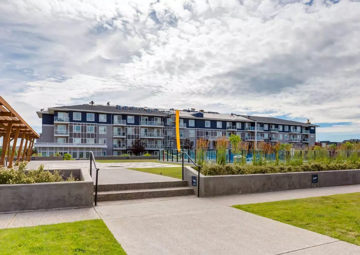 Calgary, AB T3N 0Y5,76 Cornerstone Passage NE #2207