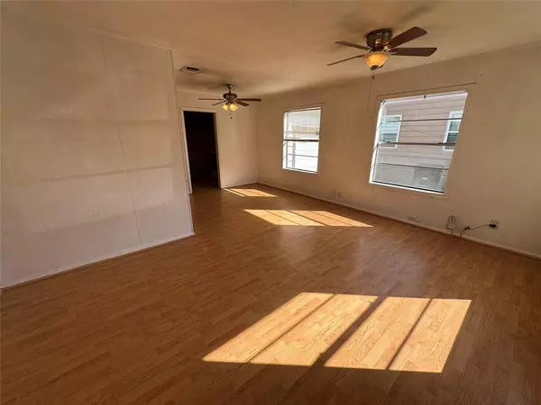 Fort Worth, TX 76107,3917 Lisbon Street