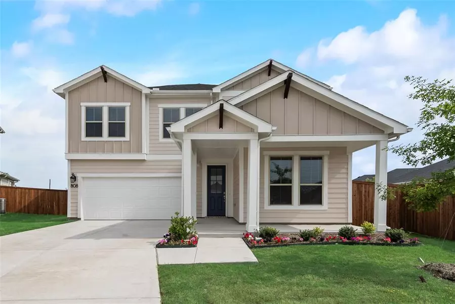 808 Hayes Court, Crowley, TX 76036