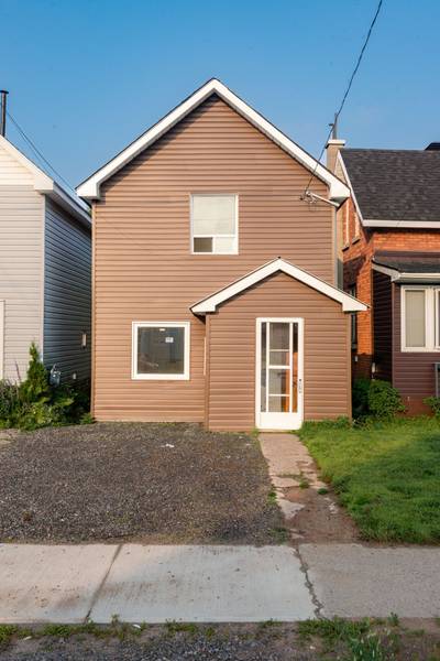 143 Sixth AVE W, North Bay, ON P1B 3P1