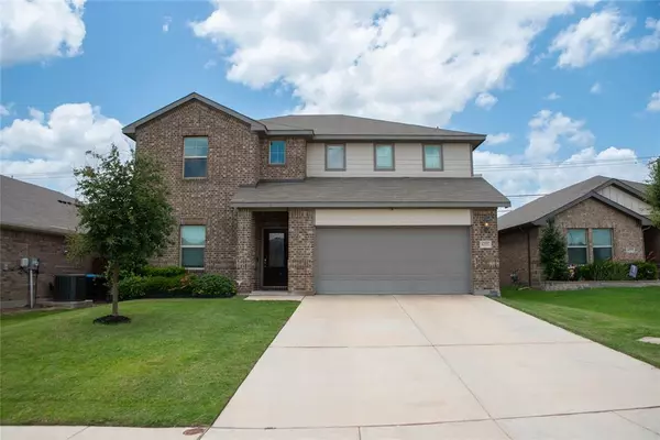 6333 Copperhead Drive, Fort Worth, TX 76179
