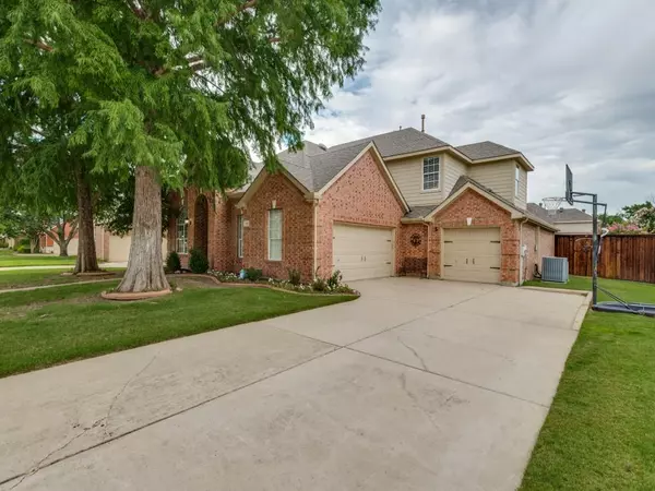 1301 Glen Hollow Lane, Flower Mound, TX 75028