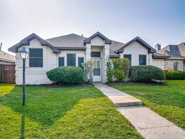 2518 Daisy Lane, Rowlett, TX 75089