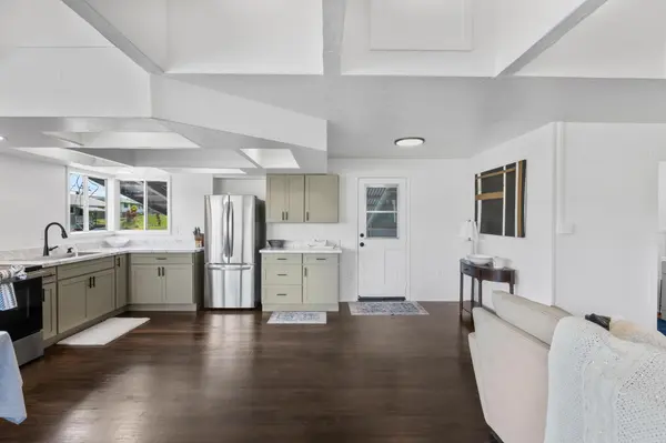 Hilo, HI 96720,446 AINAOLA DR