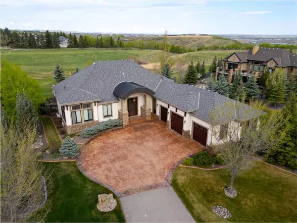 7 Heaver Gate, Heritage Pointe, AB T1S 4K1