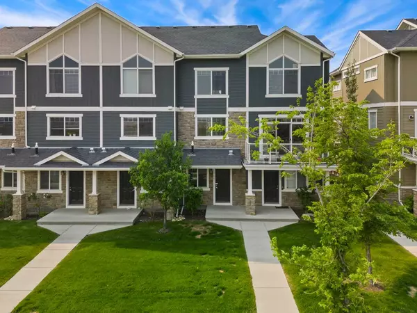1561 Symons Valley Pkwy Northwest, Calgary, AB T3P 0R8