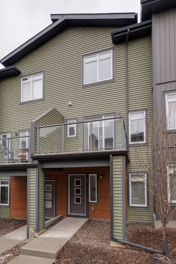 Calgary, AB T3R 1T5,74 Sage Bluff CIR Northwest