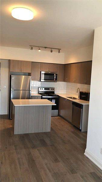58 Lakeside TER #1008, Barrie, ON L4M 7B9
